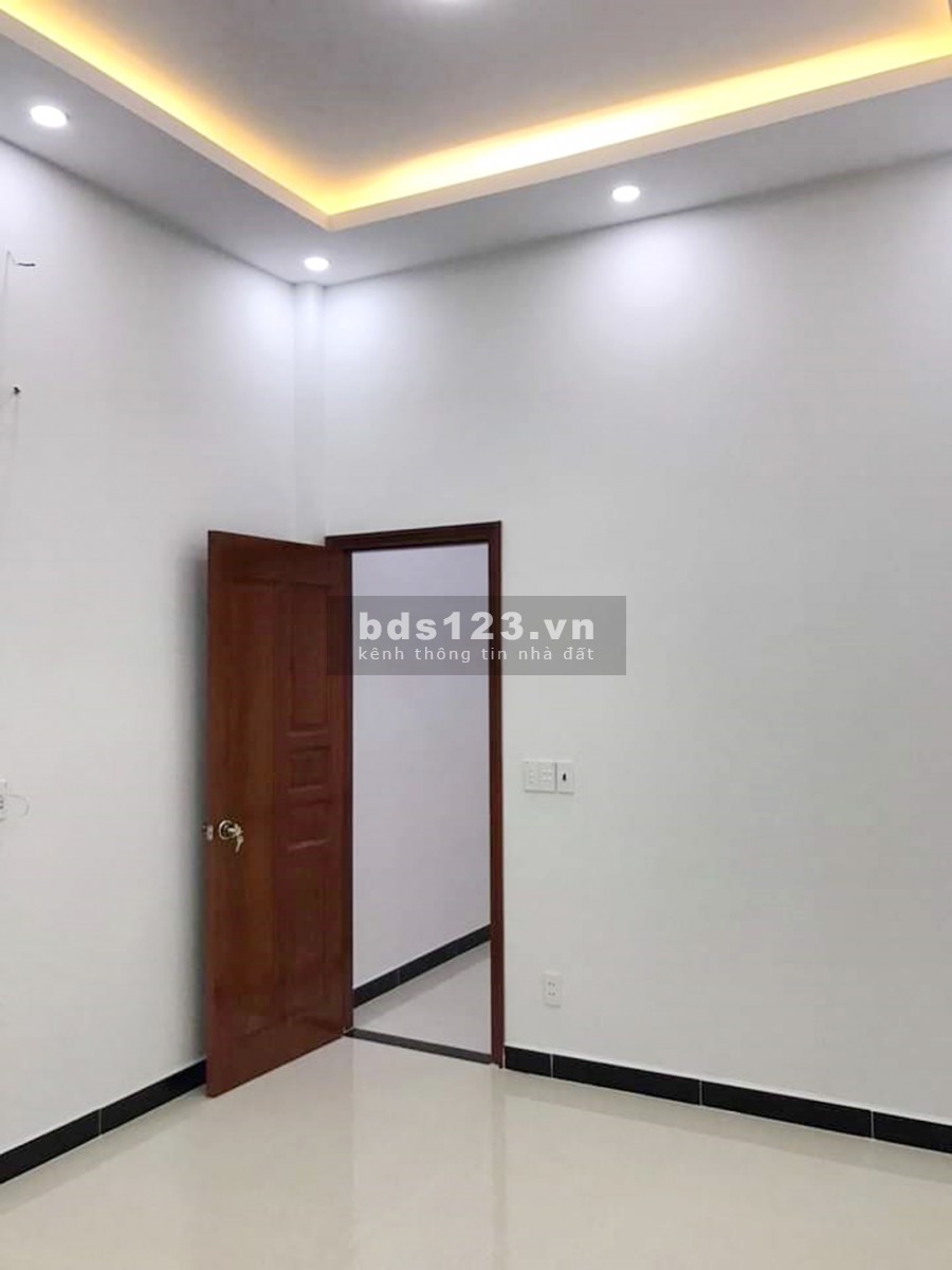 Bán nhà 2 tầng HXH Quang Trung, P8, Gò Vấp, giá bán 4.05 tỷ