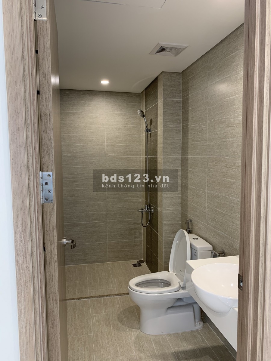 Chính chủ bán căn hộ 2PN 2VS + 1 Vinhomes Smart City Quận Nam Từ Liêm