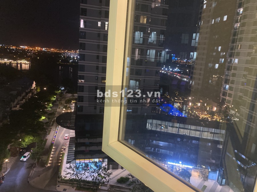 Cho thuê căn hộ 2PN 90 Riverside 90 Nguyễn Hữu Cảnh. giá 9 triệu 0936240549 Diệu