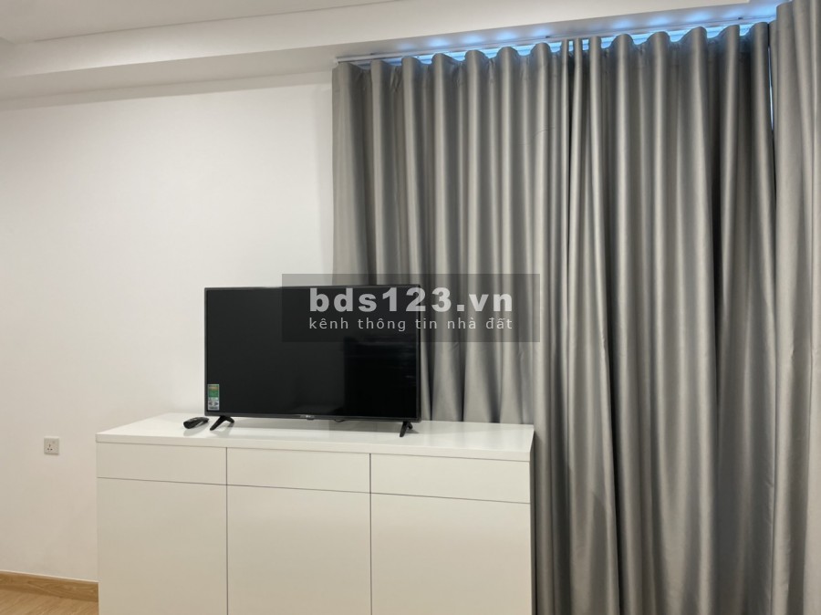 Sunwah Pearl cho thuê CH 2PN, view nhìn thành phố, diện tích sử dụng 99m2