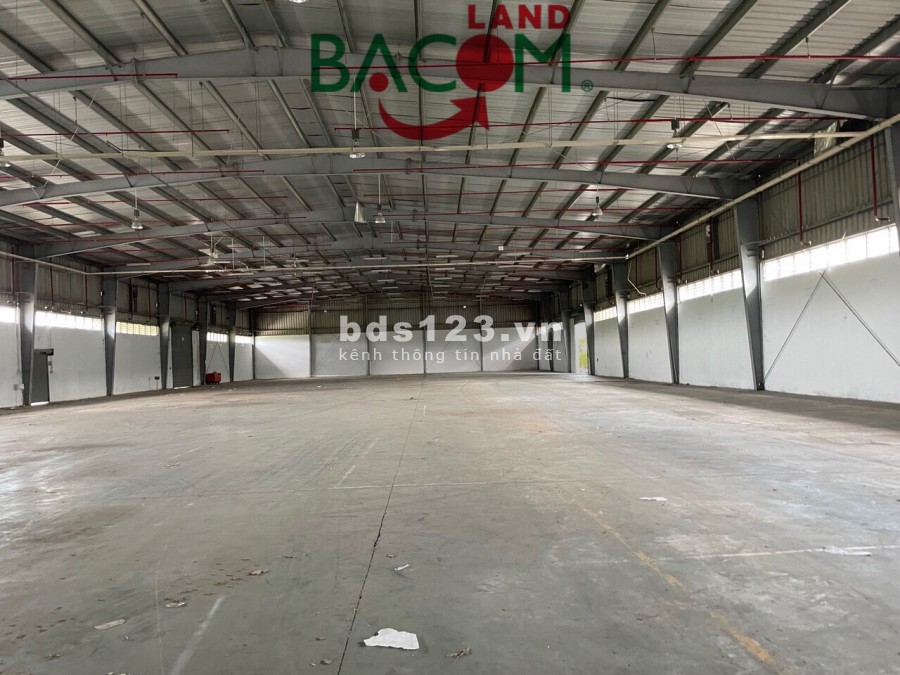 Bán nhà xưởng dt 2,4 hecta, góc 2 mặt tiền đường lớn KCN Nhơn Trạch 3, Xã Long Thọ