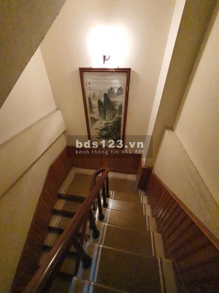 Bán nhà chính chủ còn mới, diện tích 30m2, liên hệ 0366090965 nhỉnh 3 tỷ