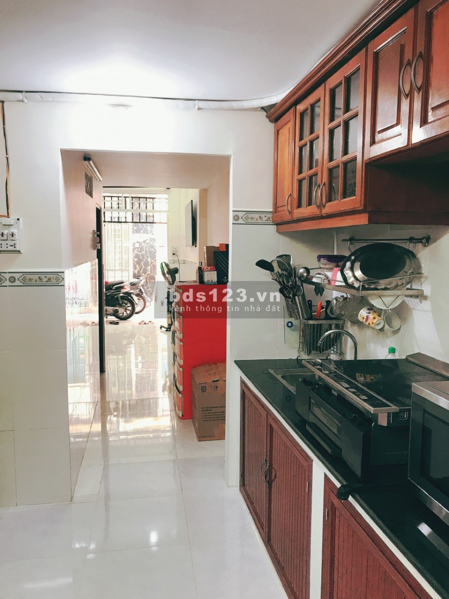 Bán nhà đường Thạnh Xuân 11, Quận 12, nhà mới, xem sổ khi cọc, diện tích 50m2,