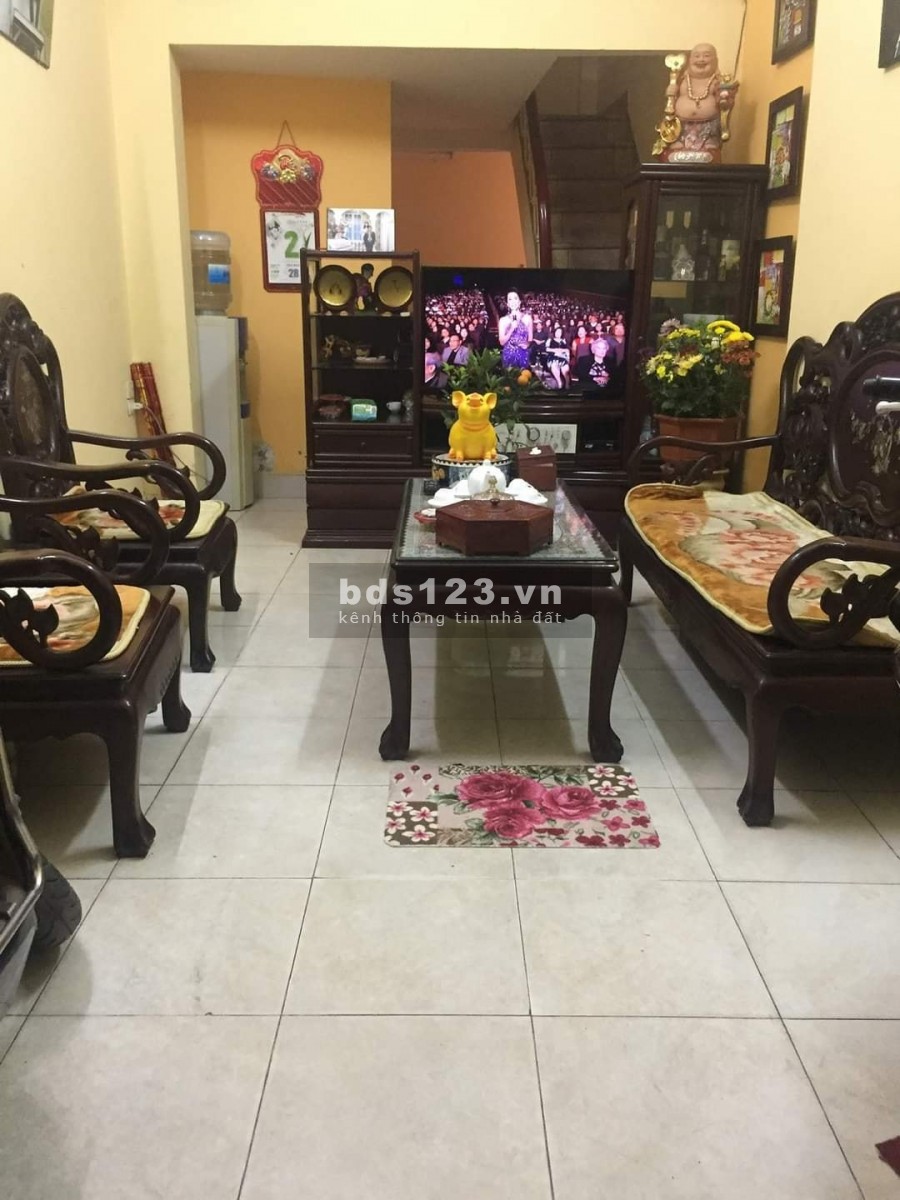 Bán Nhà phố Kim Ngưu-Hai Bà Trưng, 40M2, 5 Tầng, MT 3.5m, 3.3 Tỷ. LH 0965950869