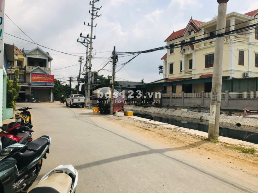 Bán lô đất 100m2 xóm Đông - Dương Quan huyện Thuỷ Nguyên, giá 35 triệu/m2