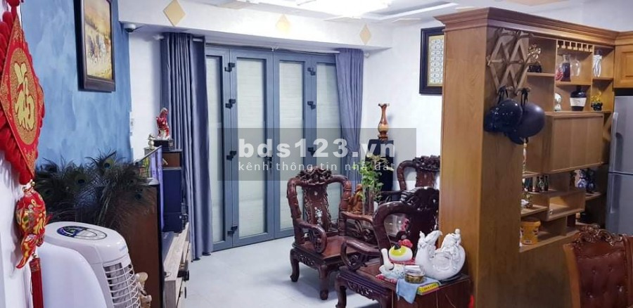 Bán Nhà Gần Bến Xe Quận 8, KDC Tạ Quang Bữu, 1 trệt, 2 lầu, Sân Thượng, Quận 8