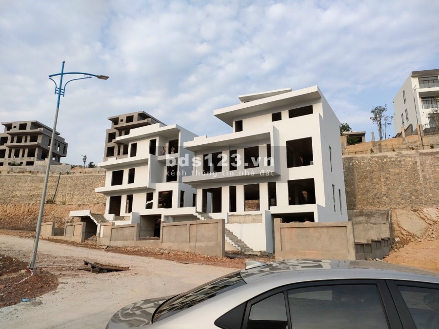 Bán biệt thự Monaco Hạ Long giá đặc biệt mùa COVID, giá thoả thuận