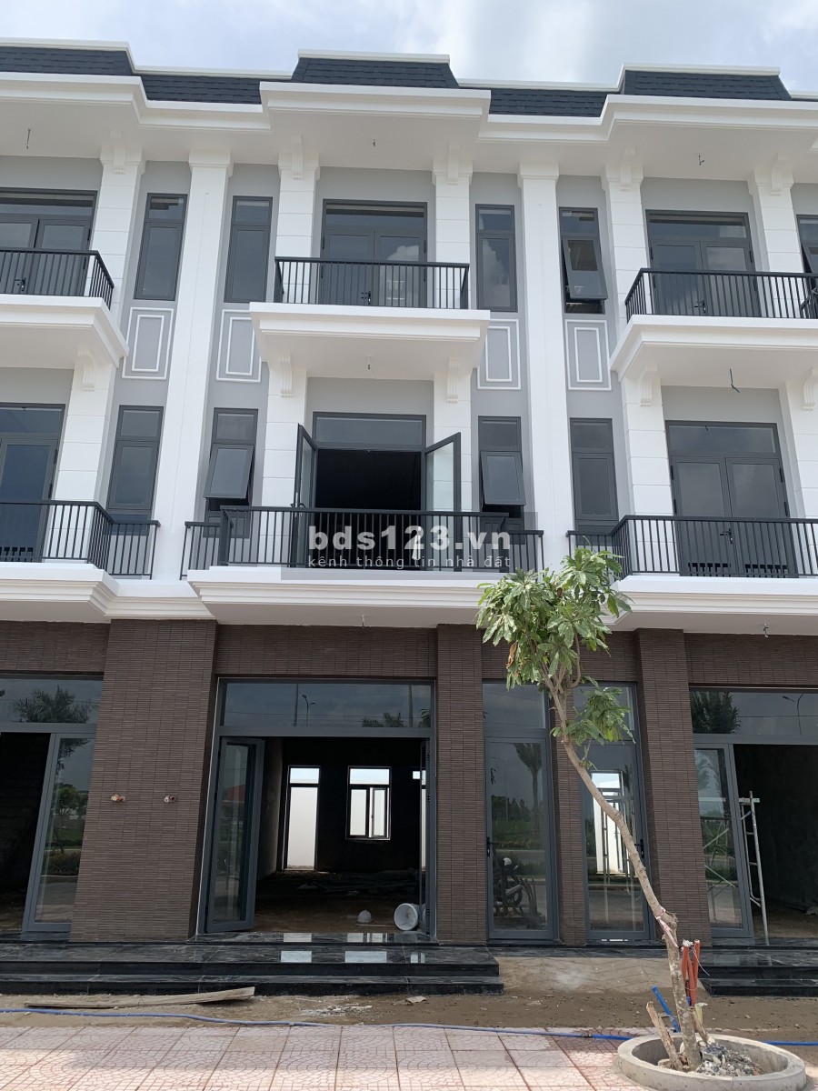 Shophouse Mặt Tiền Đường Đoàn Nguyễn Tuấn - Bình Chánh, Giá 4,5 tỷ .