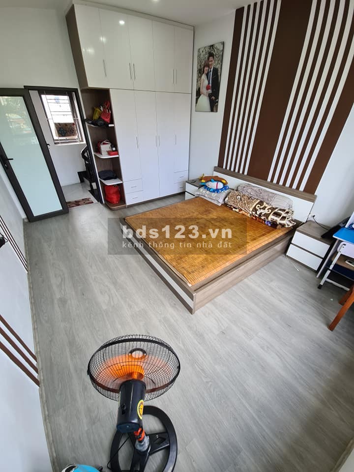 Bán nhà Từ Liêm Trần Cung Cổ Nhuế giá 3.3 tỷ nhà đẹp, ngõ to