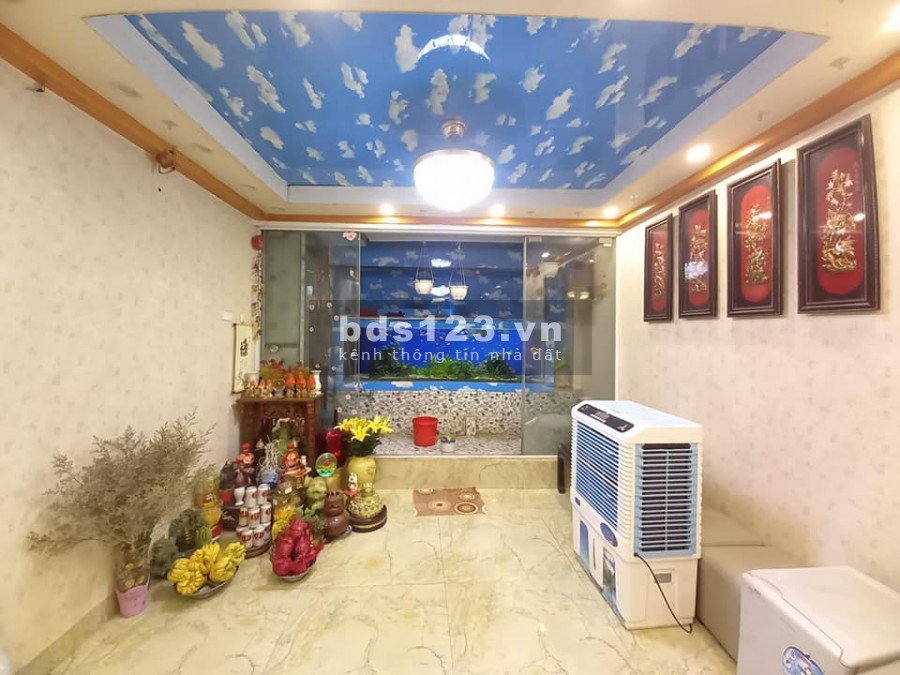 Bán nhà phố Đại La, dt 47m2, 6 tầng lung linh, chủ tự xây, tặng nội thất, nhỉnh 4 tỷ