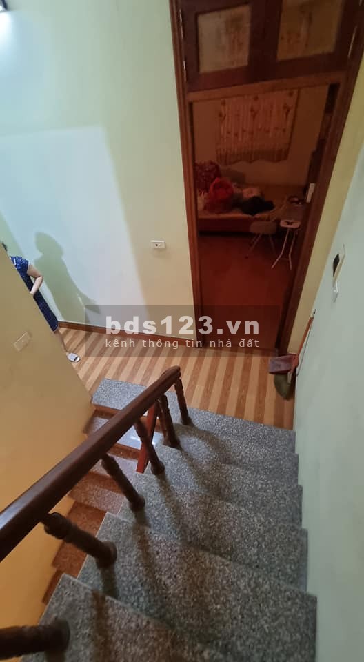 Chỉ 2,05 tỷ có ngay nhà 3 tầng 36m ngõ o tô Hữu Hưng Tây Mỗ cách đường lớn chỉ 100m rẻ nhất khu vực