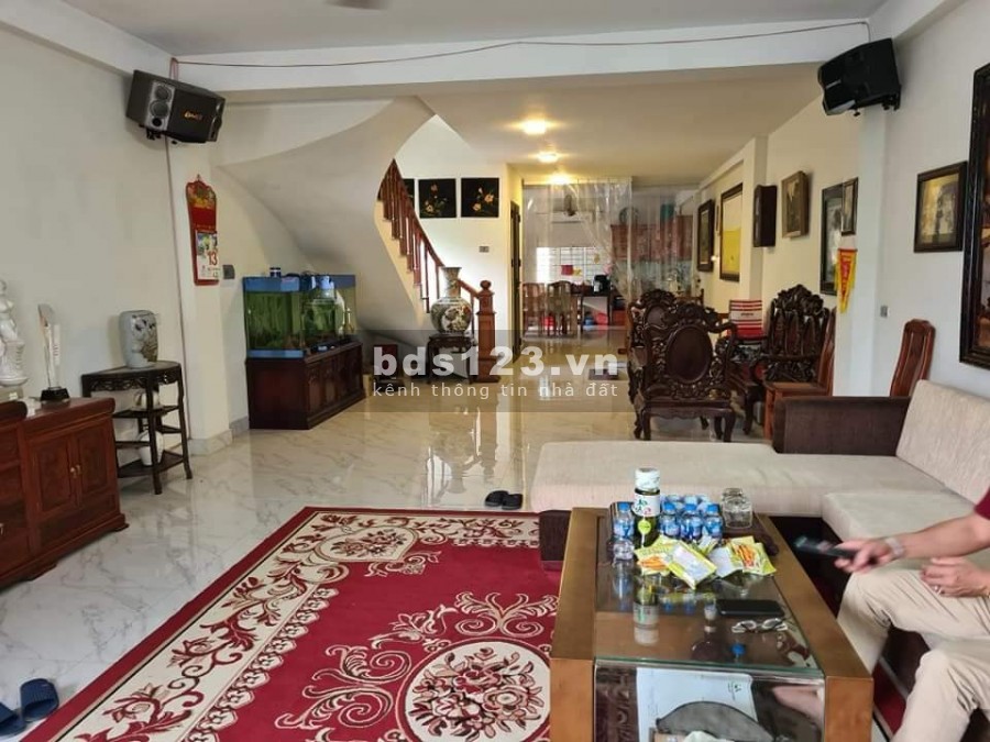 Ngọc Lâm nhà Vip gara thang máy gần công viên. 6 tầng dt 55m2, giá 8.5 tỷ