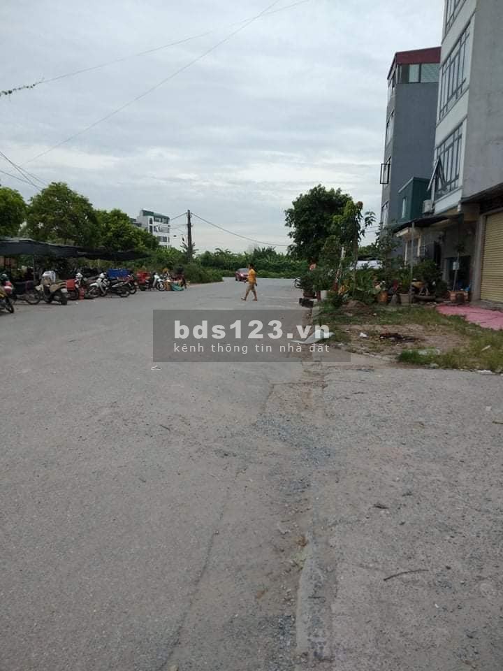 KĐT Tây Linh Đàm đường ô tô 7 chỗ vào nhà dt 42m2, 5 tầng mt 4.4m