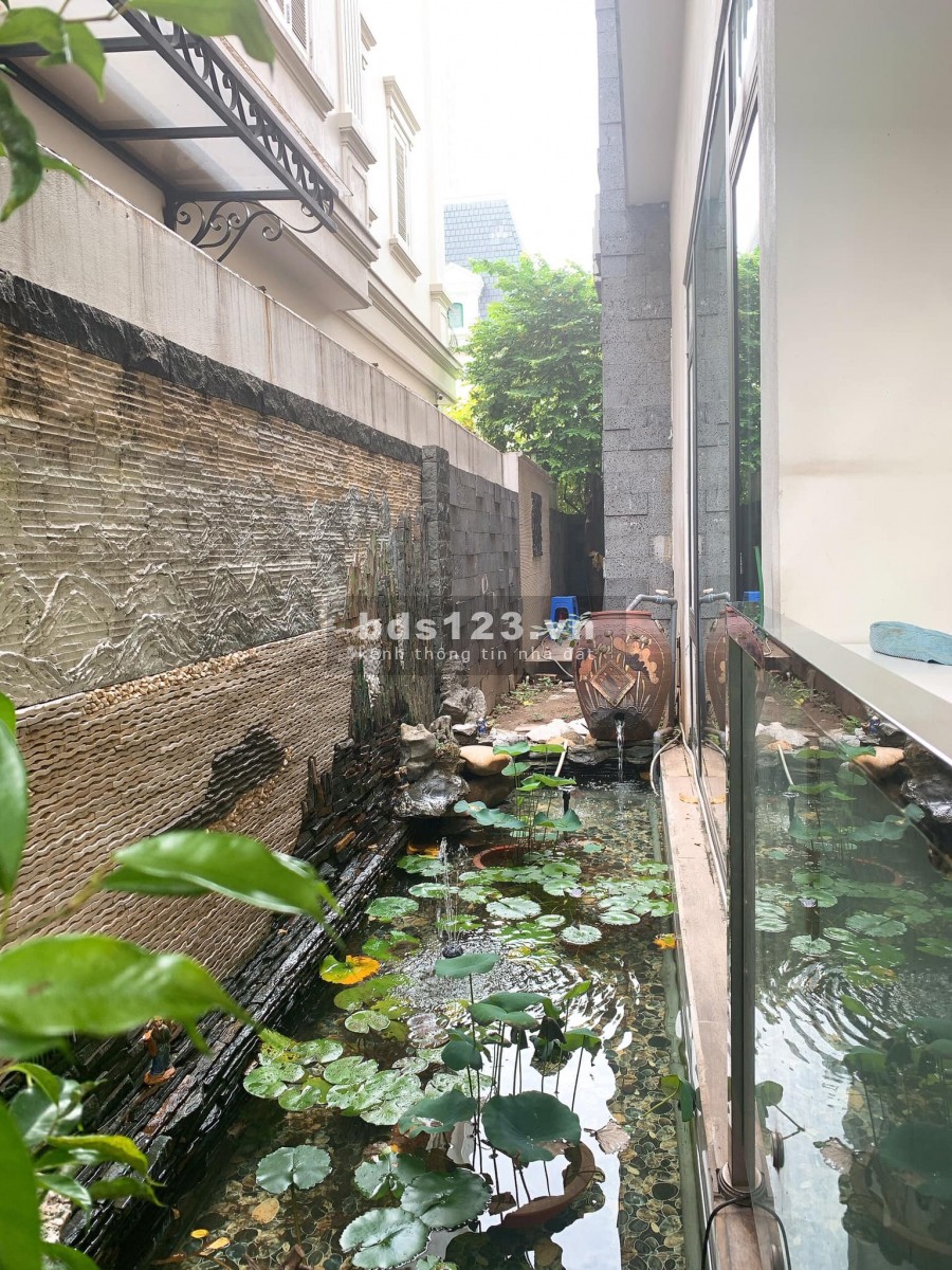 Bán biệt thự khu đô thị Mỹ Đình Sông Đà Sudico, 194m2, 5 tầng, 9m mặt tiền, 33.5 Tỷ