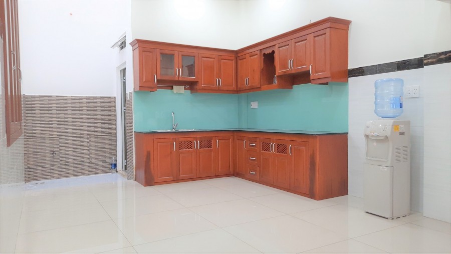 Nhà nguyên căn chính chủ Quận Bình Tân, dt 100m2, 4 tầng đúc, giá 8.2 tỷ, lh 0917173744 Nghĩa