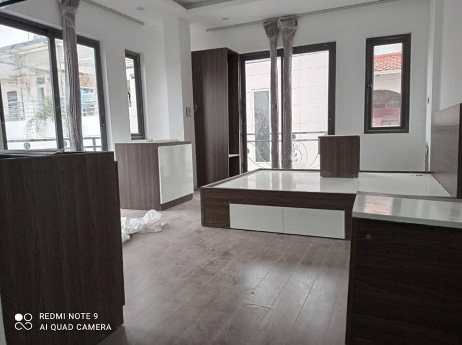 800tr/năm, Tây Sơn, dt 115m2, 6 tầng, ô tô tránh, 10 căn hộ, giá nhỉnh 14 tỷ. LH 0988797408