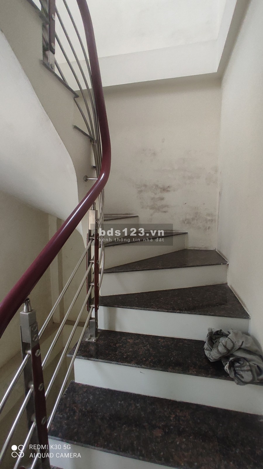 Bán nhà Ngọc Thụy 4 tầng diện tích 37m2 tặng full Nội thất