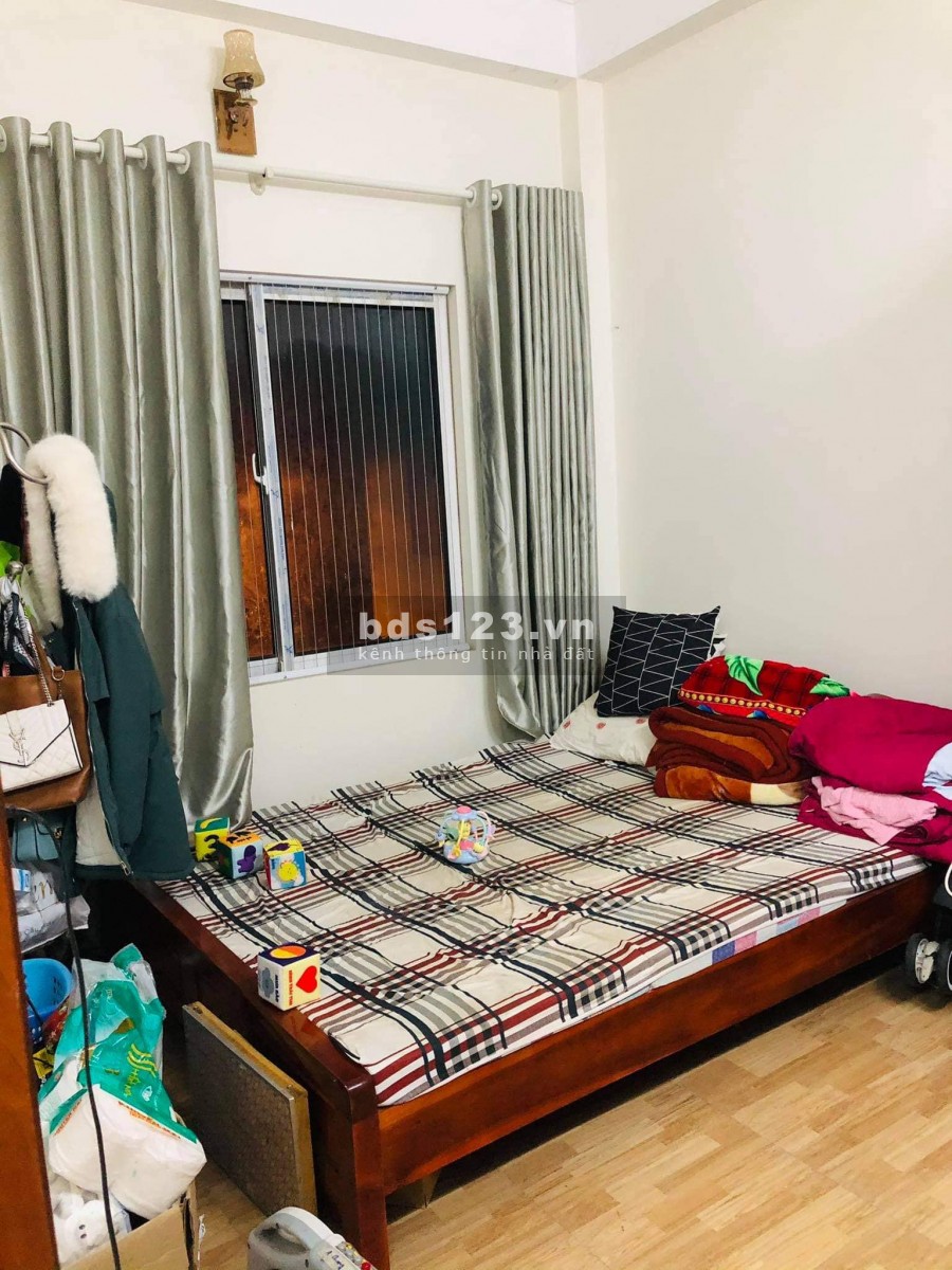 Bán nhà Phú Đô, nhà đẹp ở ngay, ngõ nông, tặng nội thất xịn, 44m2 giá 4,25 tỷ.