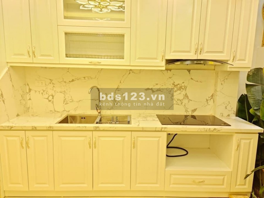 Bán nhà nguyên căn Trường Chinh ngã tư sở ngõ ba gác giá bán nhanh 5 tỷ