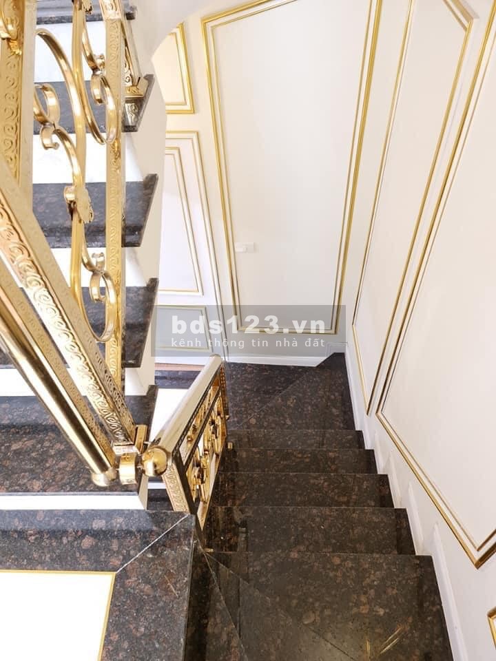 Bán nhà nguyên căn Trường Chinh ngã tư sở ngõ ba gác giá bán nhanh 5 tỷ