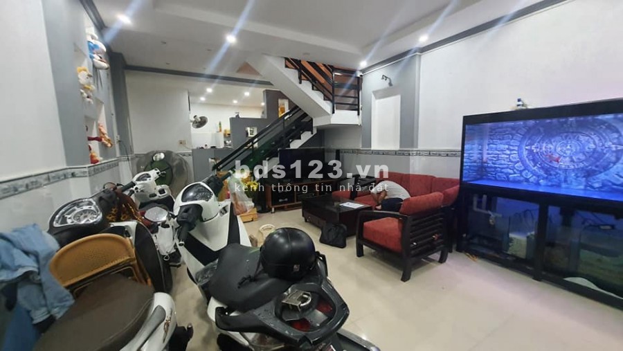 (Gò Vấp)Nhà đẹp xuất sắc, Nguyễn văn Công, phường 3, dt 53m2, 3 tầng, giá 4.68 tỷ