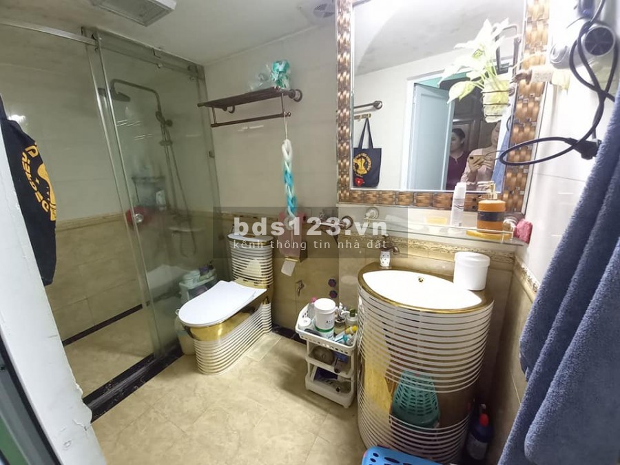Bán nhà phố Đại La, dt 47m2, 6 tầng lung linh, chủ tự xây, tặng nội thất, nhỉnh 4 tỷ