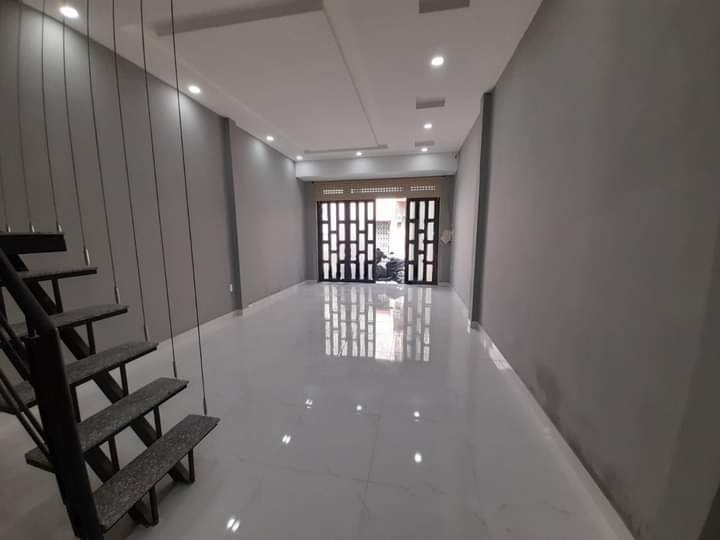 Bán nhà hẻm xe hơi đường Vườn Lài diện tích 99 m2, giá chỉ 5.9 tỷ, lhcc