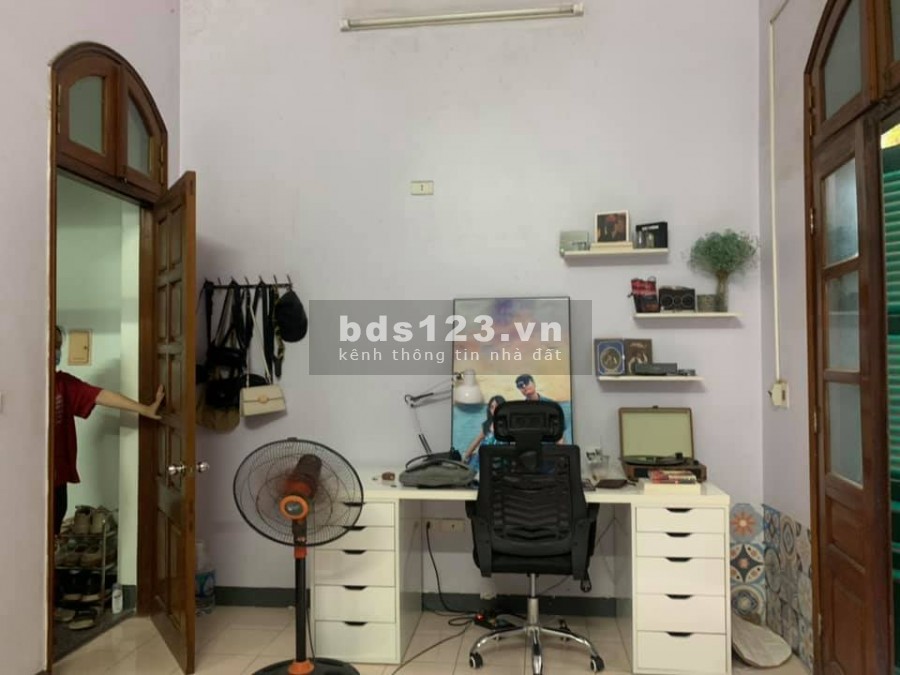 Bán nhà Yên Hòa, 40m2, 4 tầng, ở luôn, giá rẻ nhất Quận, giá 3xx tỷ