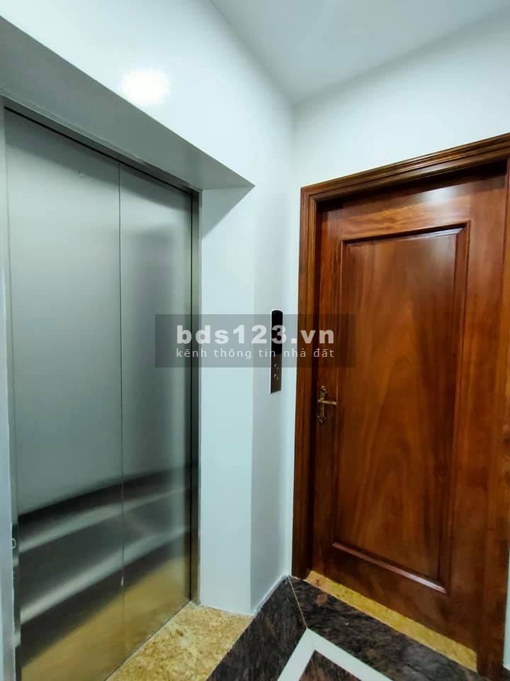 Ngọc Lâm nhà Vip gara thang máy gần công viên. 6 tầng dt 55m2, giá 8.5 tỷ