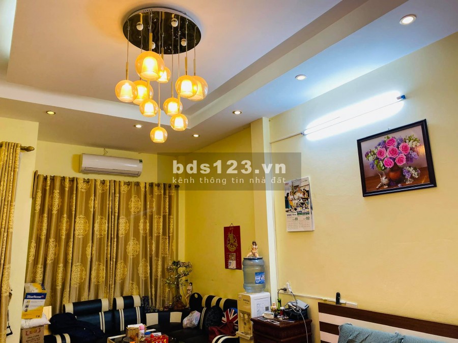 Bán nhà đẹp 6 tầng phố Thịnh Hào 2, pHàng Bột, Quận Đống Đa. Diện tích 47m*6T mt 4m3 Giá 5Ty