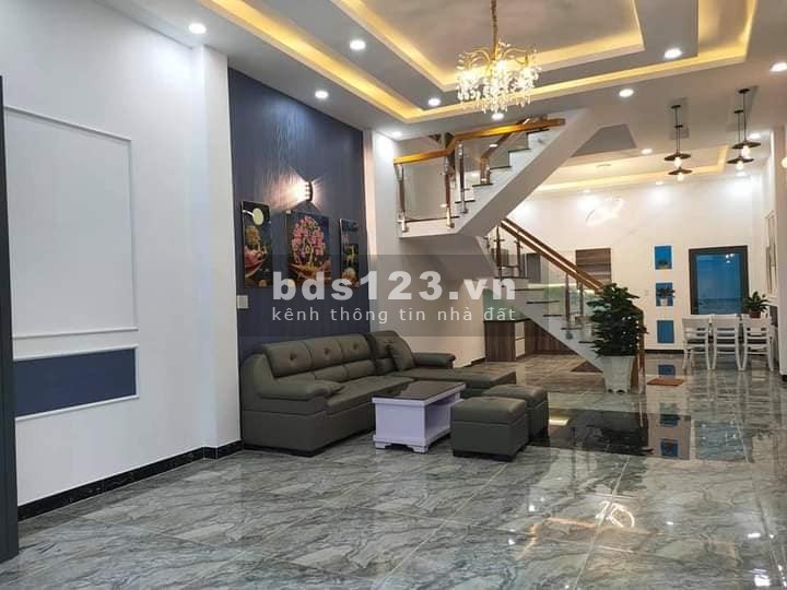 Bán nhà đẹp gần vòng xoay An Phú - Thuận An tỉnh Bình Dương, dt 75m2