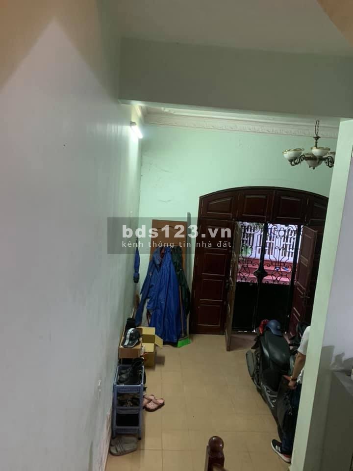 Bán nhà Yên Hòa, 40m2, 4 tầng, ở luôn, giá rẻ nhất Quận, giá 3xx tỷ