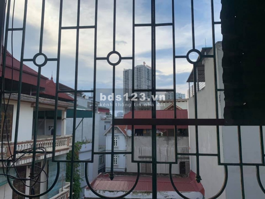 Bán nhà Yên Hòa, 40m2, 4 tầng, ở luôn, giá rẻ nhất Quận, giá 3xx tỷ