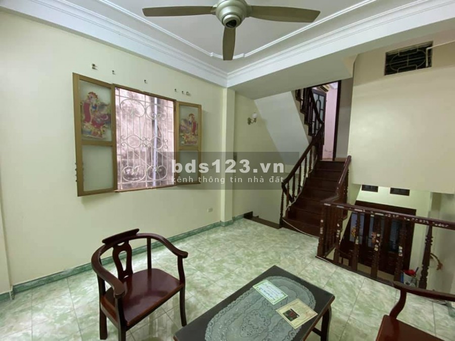 Bán nhà Bùi Xương Trạch 4 tầng 35m2 giá 3 tỷ 4, lô góc, ngõ thông