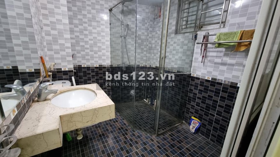 Chỉ 2,05 tỷ có ngay nhà 3 tầng 36m ngõ o tô Hữu Hưng Tây Mỗ cách đường lớn chỉ 100m rẻ nhất khu vực