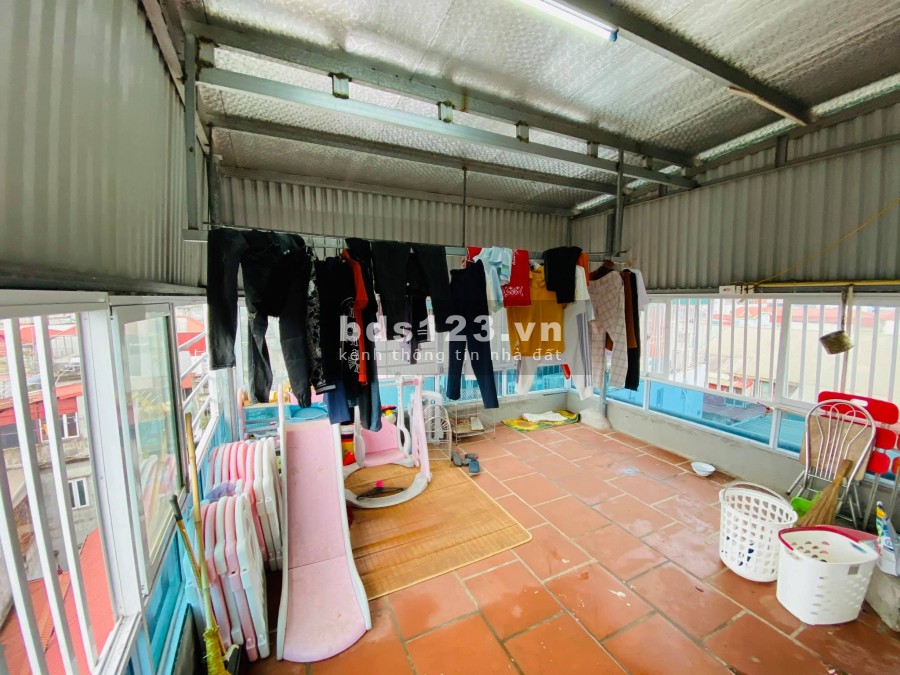 Bán nhà đẹp 6 tầng phố Thịnh Hào 2, pHàng Bột, Quận Đống Đa. Diện tích 47m*6T mt 4m3 Giá 5Ty