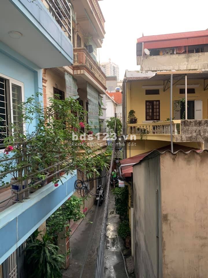 Bán nhà Yên Hòa, 40m2, 4 tầng, ở luôn, giá rẻ nhất Quận, giá 3xx tỷ