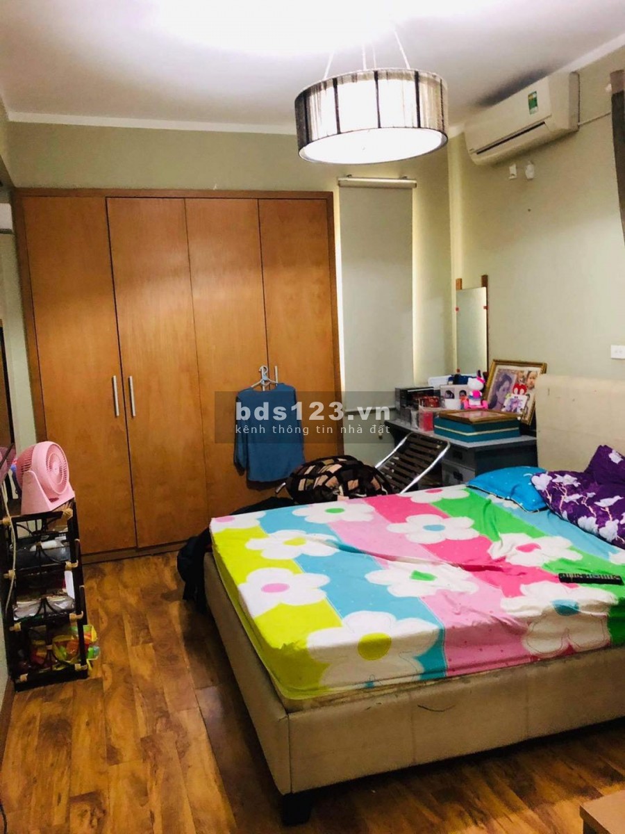 Lô góc 3 mặt thoáng ngõ to 158 Nguyễn Khánh Toàn, DT 51m2- 4 tầng - Giá chỉ 13.5 tỷ