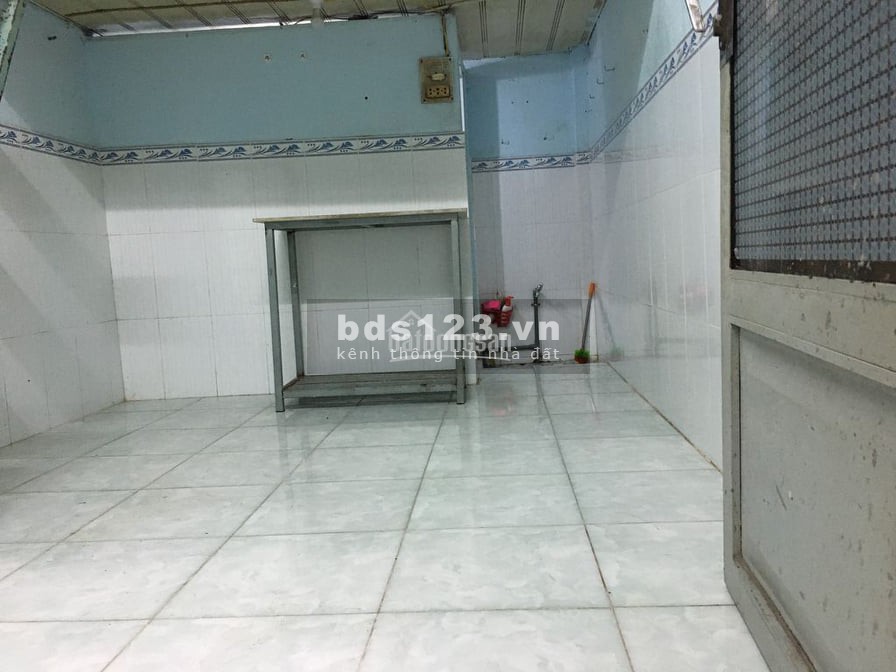 Tìm bạn nữ ớ ghép Bùi Văn Ba Quận 7 - Giá 1.050.000/tháng