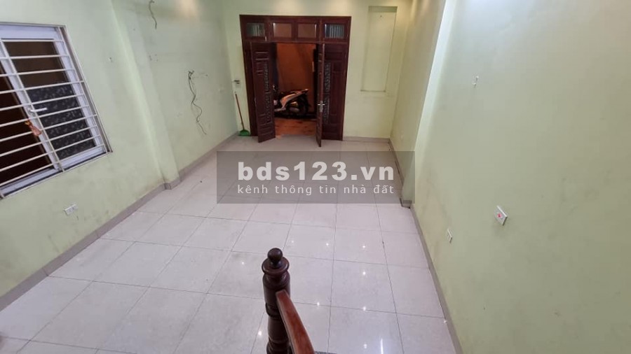 Chỉ 2,05 tỷ có ngay nhà 3 tầng 36m ngõ o tô Hữu Hưng Tây Mỗ cách đường lớn chỉ 100m rẻ nhất khu vực