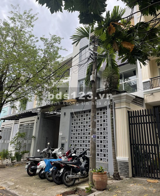 Biệt Thự 2 lầu sân thượng, dt 7x 17m, KDC Phú Mỹ, phường Phú Mỹ, Quận 7