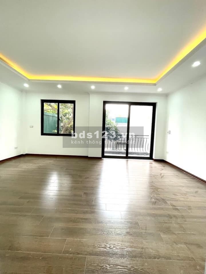 Hiếm nhà Hồng Mai, Hai Bà Trưng, dt 57m2, 5 tầng, mt 6m, xây mới, về ở ngay, giá 4.9 tỷ