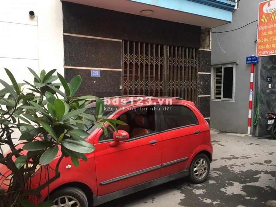 Chỉ 2,05 tỷ có ngay nhà 3 tầng 36m ngõ o tô Hữu Hưng Tây Mỗ cách đường lớn chỉ 100m rẻ nhất khu vực