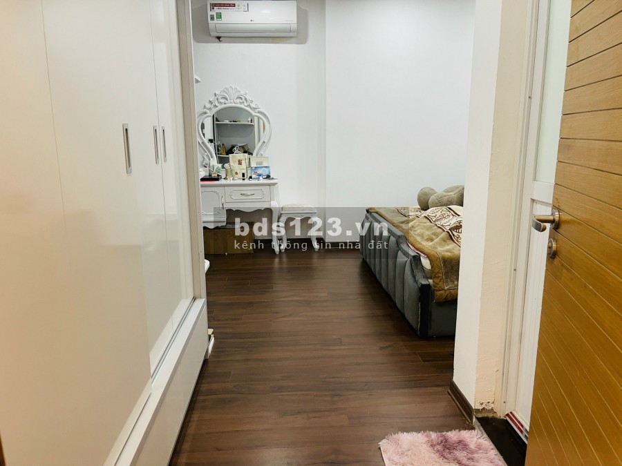 Nhà đẹp giá tốt cần bán căn hộ 79m2 2N 2Wc bao phí tại FLC Star Tower Hà Đông lh: 0369696280