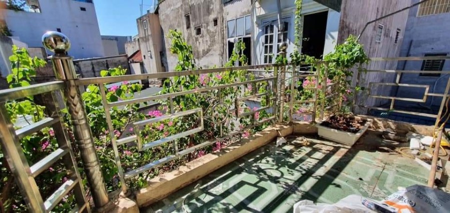 Bán nhà nguyên căn rộng 50m2, đúc 3 tầng đúc, giá 3.4 tỷ, lh 0986530686