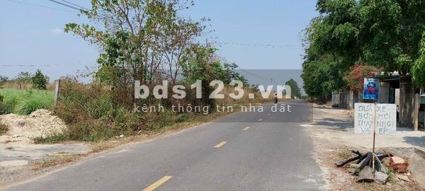 Đất xào mặt tiền rộng lớn View hồ thủy lớn nhất Buôn Đôn – Buôn Ma Thuột