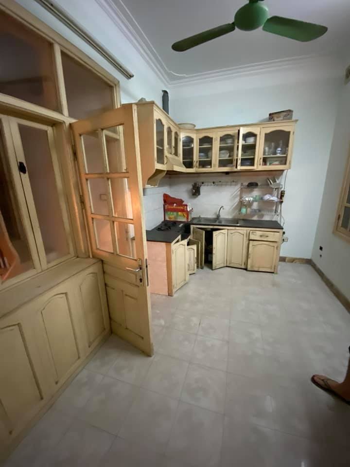Bán Nhà Phố Thái Hà, Đống Đa, Lô Góc, DT 40M2, Chỉ 5.5 Tỷ, Sổ Đỏ Chính Chủ