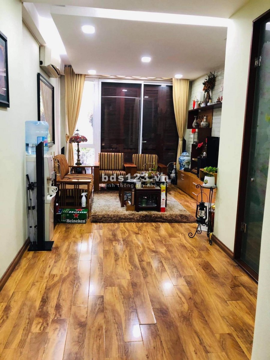 Lô góc 3 mặt thoáng ngõ to 158 Nguyễn Khánh Toàn, DT 51m2- 4 tầng - Giá chỉ 13.5 tỷ