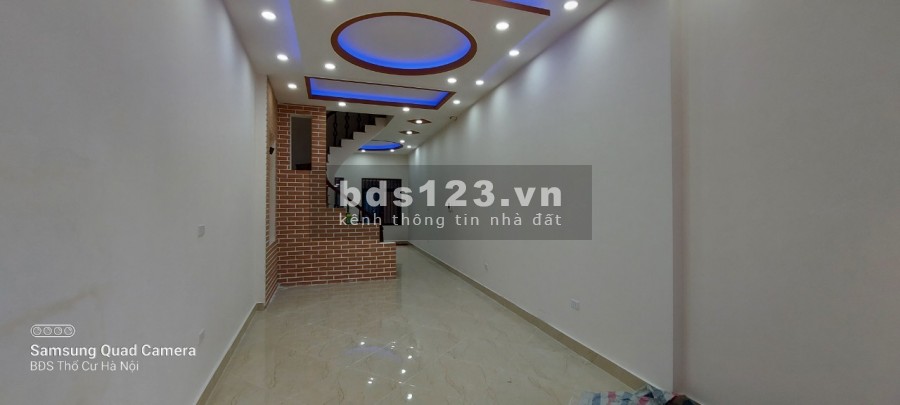 Siêu phẩm nhà 4 tầng 51m2, hai mặt thoáng ô tô đỗ cửa vị trí cách chợ phùng khoang 50m giá 6.5 tỷ. Lh 0984672007