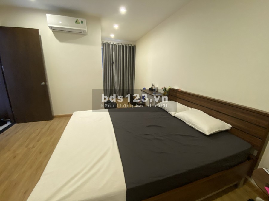 Bán gấp căn 2 ngủ Tòa N04A đã có sổ đỏ, tầng trung, ban công Nam - Giá 2.8 tỷ full đồ